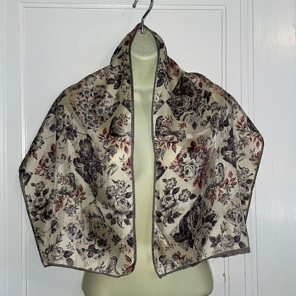 Vtg 60s/70s Glentex‎ gray, pink & cream floral & birds nylon scarf